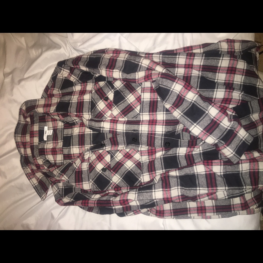 L fashion nova button up.